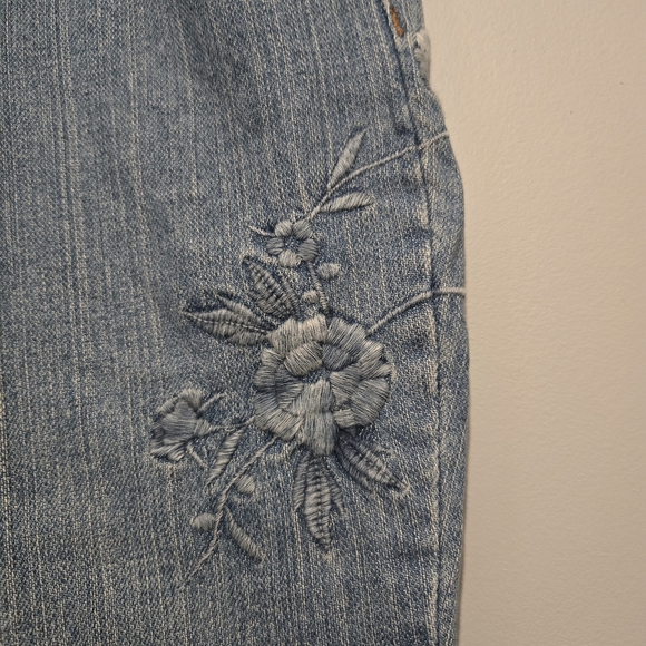 Liz Claiborne Blue Bootcut Jeans With Embroidery. Y2K Vintage Vibe. 14P - Picture 6 of 9